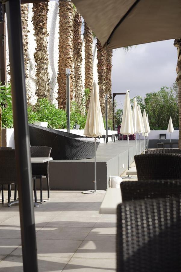 Le Jardin De Babylone "Reserve Aux Couples Uniquement" Agde Exterior foto