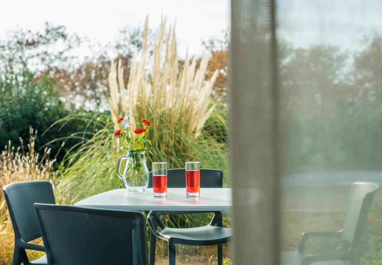 Le Jardin De Babylone "Reserve Aux Couples Uniquement" Agde Exterior foto